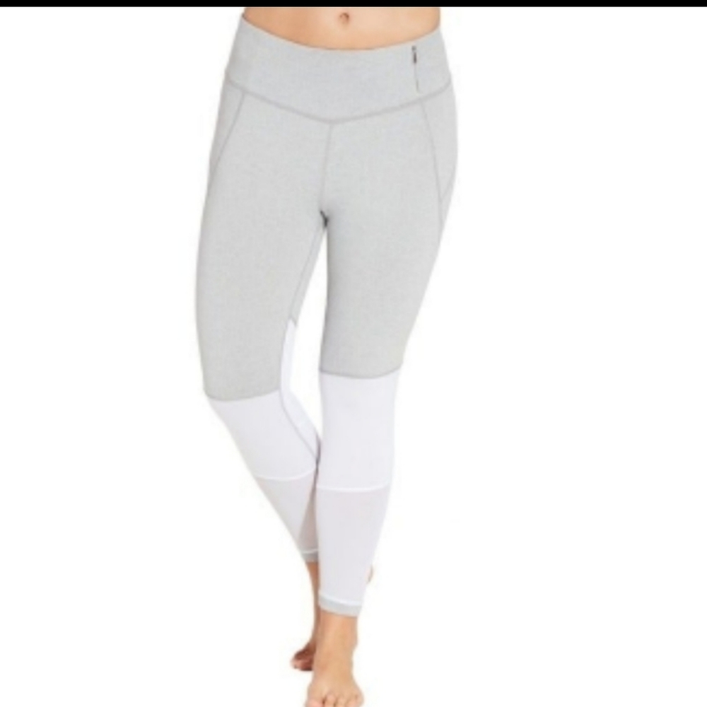 CALIA by Carrie Underwood Gray and White Leggings